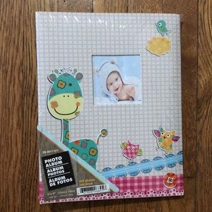 NWT Sealed newborn Photo album 100 photos 4” x6”